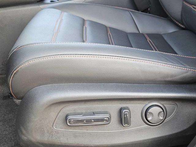 Photo of 2025 Blue Honda CR-V Hybrid