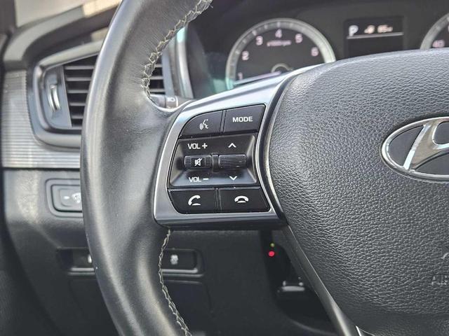 Photo of 2018 Quartz White Pearl Hyundai SONATA