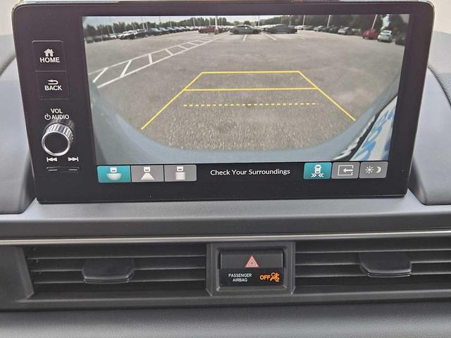 Photo of 2025 Sonic Gray Pearl Honda Pilot