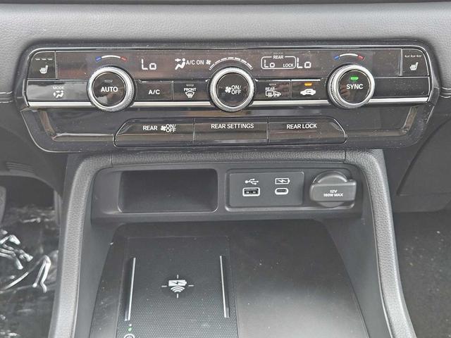 Photo of 2025 Sonic Gray Pearl Honda Pilot
