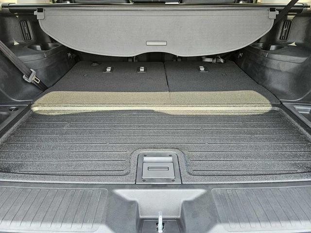 Photo of 2025 Sonic Gray Pearl Honda Pilot