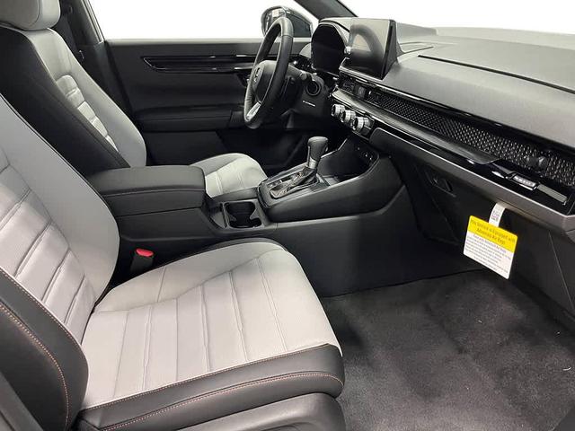 Photo of 2026 Platinum White Pearl Honda CR-V Hybrid