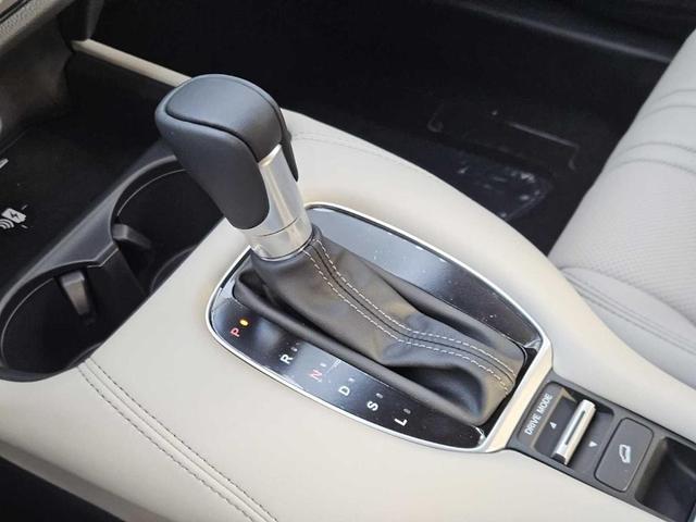 Photo of 2026 Modern Steel Metallic Honda HR-V