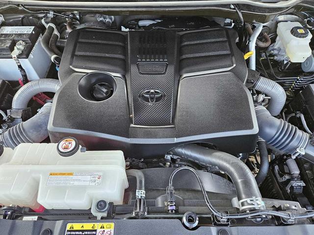 Photo of 2023 Magnetic Gray Metallic Toyota Tundra