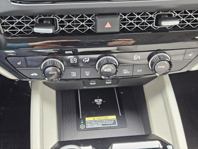 Photo of 2025 Platinum White Pearl Honda Accord Hybrid