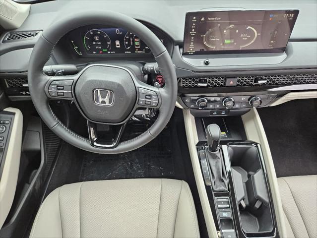 Photo of 2025 Platinum White Pearl Honda Accord Hybrid