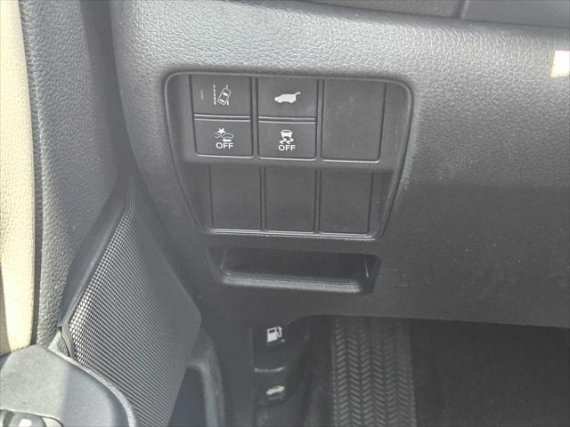 Photo of 2021 Platinum White Pearl Honda CR-V
