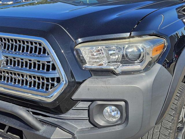 Photo of 2017 Black Toyota Tacoma