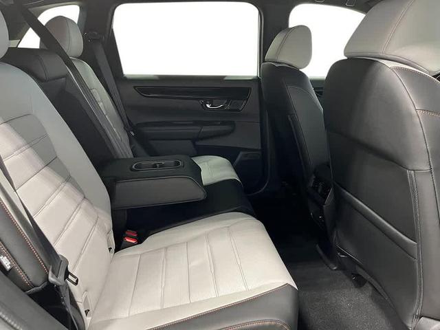 Photo of 2026 Crystal Black Pearl Honda CR-V Hybrid