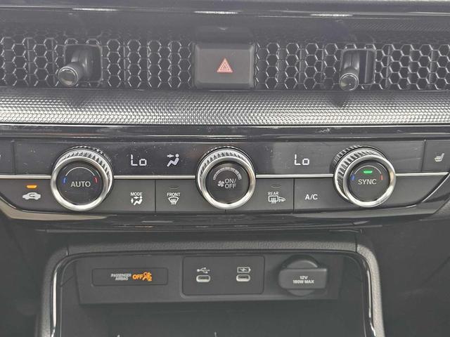 Photo of 2026 Crystal Black Pearl Honda CR-V Hybrid