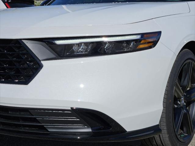 Photo of 2025 Platinum White Pearl Honda Accord Hybrid