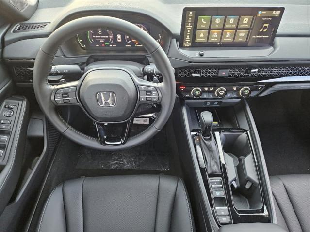 Photo of 2025 Platinum White Pearl Honda Accord Hybrid