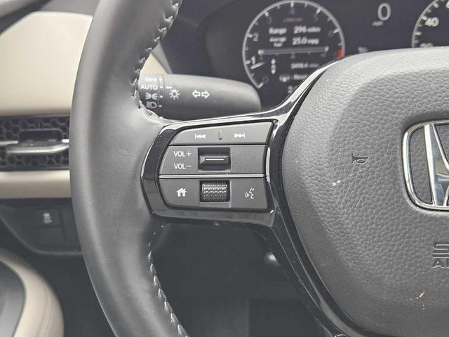 Photo of 2025 Gray Honda HR-V