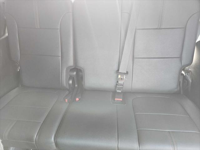 Photo of 2022 Summit White Chevrolet Traverse