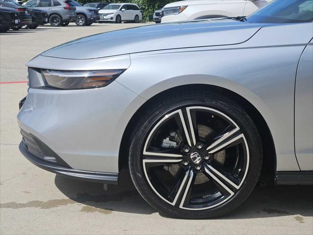 Photo of 2025 Silver Honda Accord Hybrid