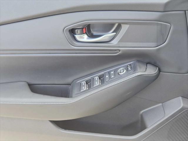 Photo of 2025 Silver Honda Accord Hybrid
