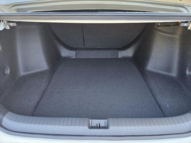 Photo of 2025 Platinum White Pearl Honda Accord Hybrid