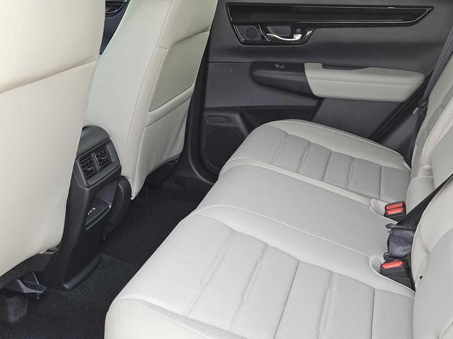 Photo of 2026 Meteorite Gray Metallic Honda CR-V