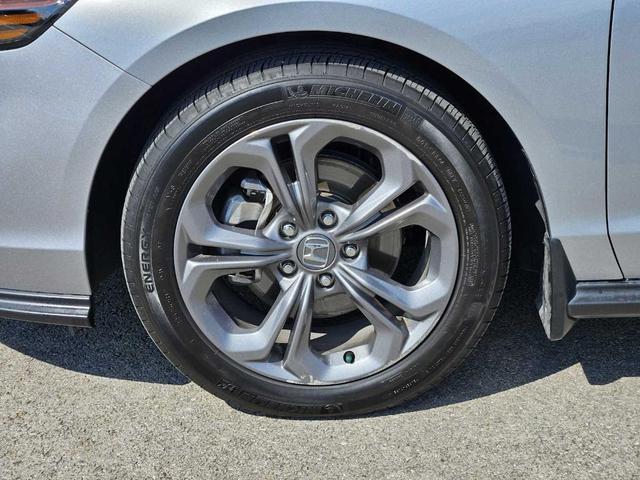 Photo of 2024 Solar Silver Metallic Honda Accord