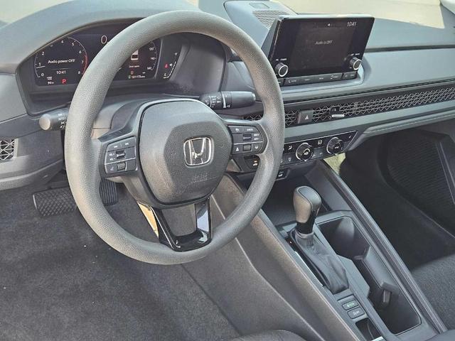 Photo of 2024 Solar Silver Metallic Honda Accord