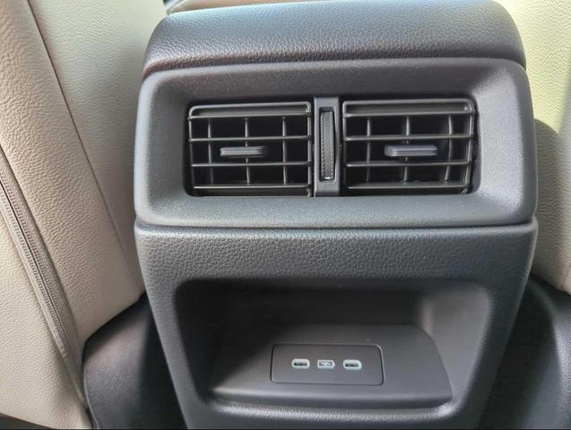 Photo of 2026 Crystal Black Pearl Honda CR-V