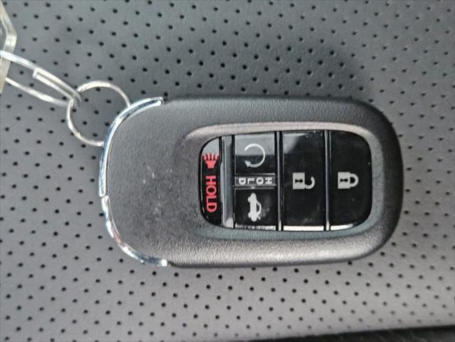 Photo of 2025 Solar Silver Metallic Honda Accord Hybrid