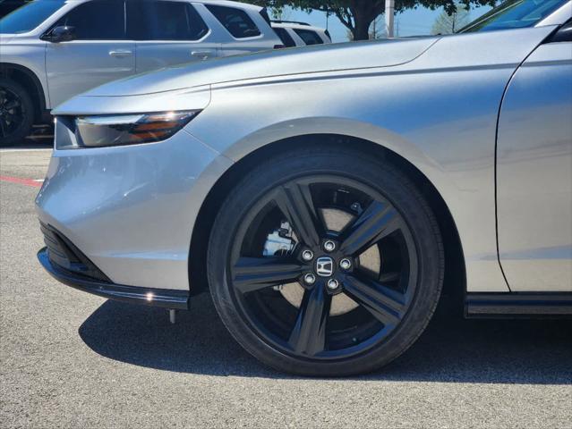 Photo of 2025 Solar Silver Metallic Honda Accord Hybrid