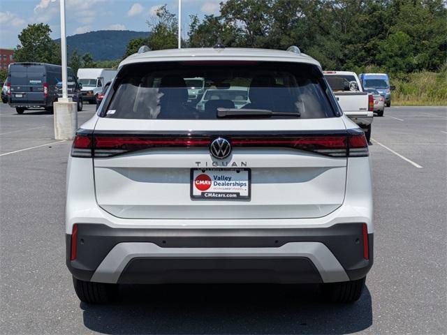 Photo of 2025 Pure White Volkswagen Tiguan