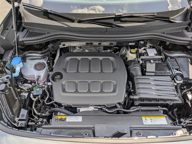 Photo of 2025 Platinum Gray Metallic Volkswagen Tiguan