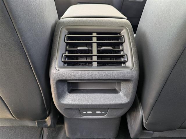 Photo of 2025 Platinum Gray Metallic Volkswagen Tiguan
