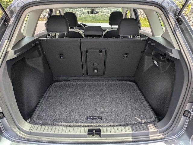Photo of 2025 Platinum Gray Metallic Volkswagen Taos