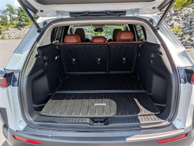 Photo of 2024 Wind Chill Pearl Mazda CX-50
