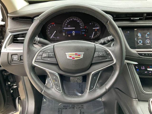 Photo of 2017 Dark Granite Metallic Cadillac XT5
