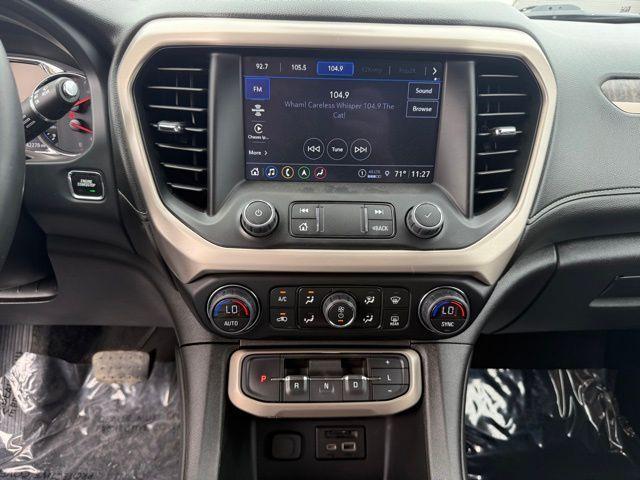 Photo of 2023 Summit White GMC Acadia