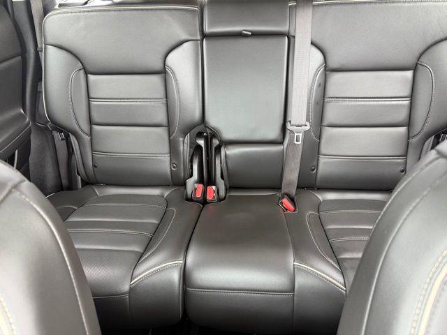 Photo of 2023 Summit White GMC Acadia