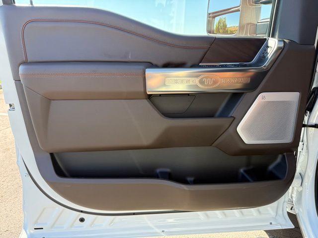 Photo of 2026 Star White Ford F-350