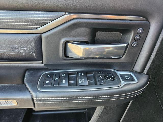 Photo of 2021 Diamond Black RAM 2500