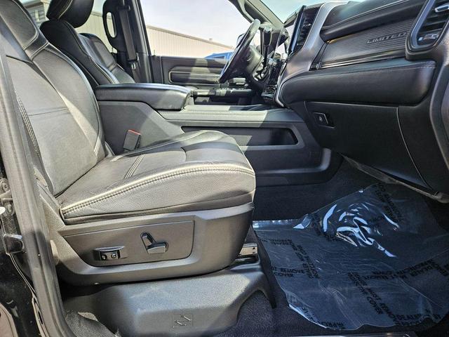Photo of 2021 Diamond Black RAM 2500