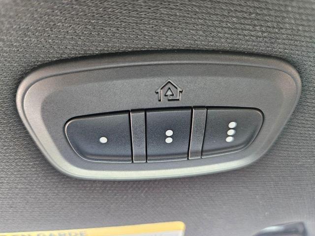 Photo of 2021 Diamond Black RAM 2500