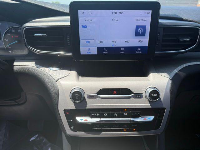 Photo of 2023 Carbonized Gray Metallic Ford Explorer