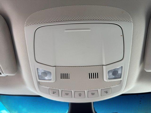 Photo of 2024 Oxford White Ford Edge