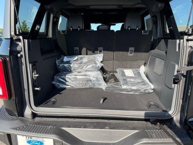 Photo of 2025 Shadow Black Ford Bronco