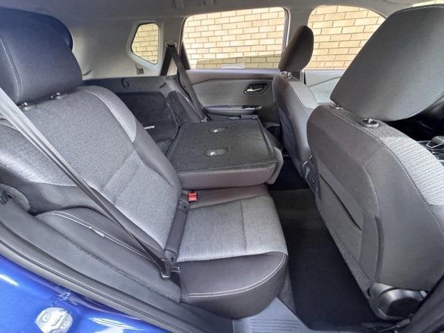 Photo of 2022 Caspian Blue Nissan Rogue