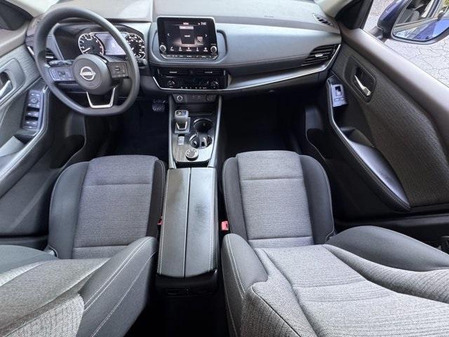Photo of 2022 Caspian Blue Nissan Rogue