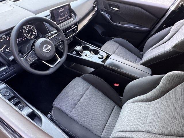 Photo of 2022 Caspian Blue Nissan Rogue
