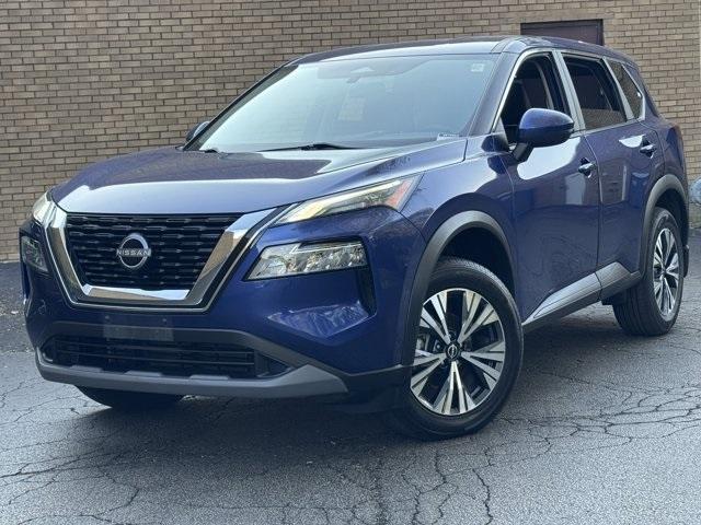 Photo of 2022 Caspian Blue Nissan Rogue