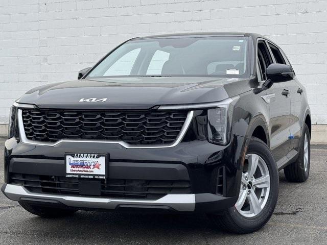 Photo of 2025 Ebony Black Kia Sorento