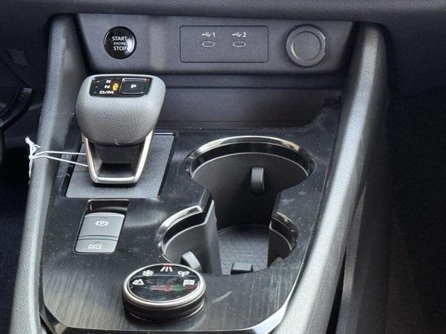 Photo of 2025 Scarlet Ember Nissan Rogue