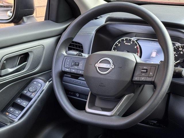 Photo of 2025 Scarlet Ember Nissan Rogue