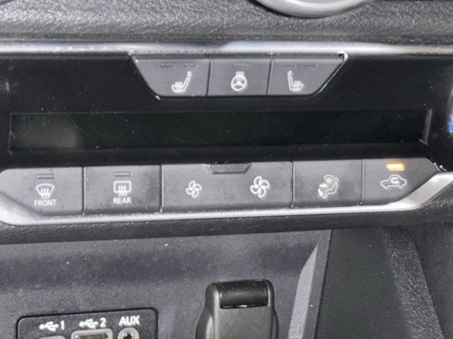 Photo of 2024 Orange Nissan Sentra